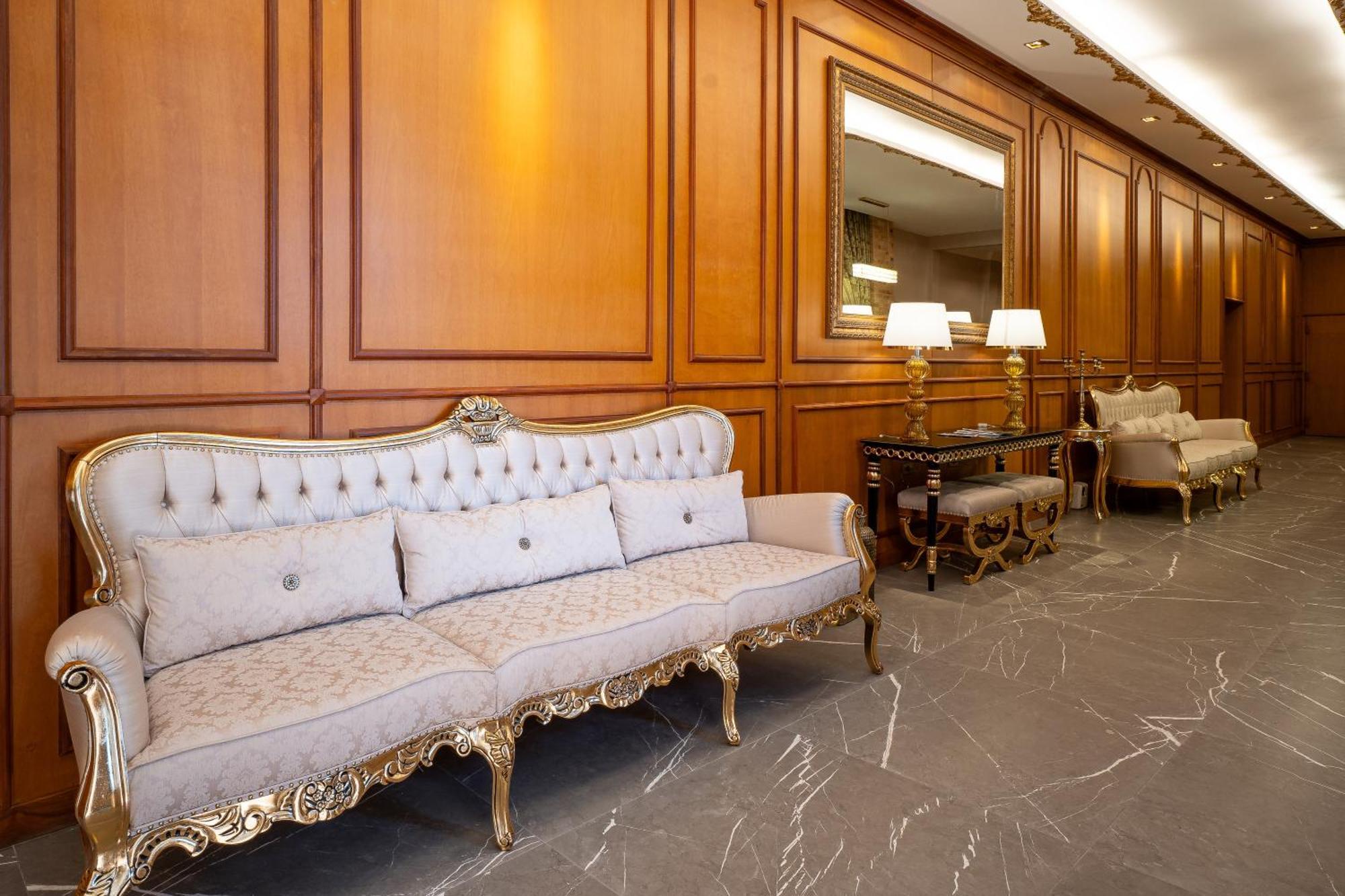 ホテル ポウサダ ルイ XV Campos do Jordão エクステリア 写真 Interior of the hotel